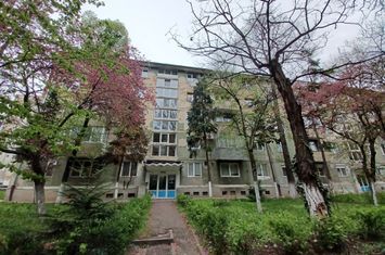 Apartament 2 cam, P-ța București. 65 000 E. Comision 0 anunturi imobiliare Bihor