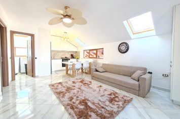 Casă - 6 camere de inchiriat CRAITER - Brasov anunturi imobiliare Brasov