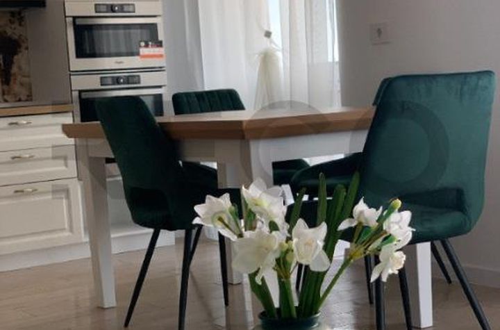 Apartament 3 camere de inchiriat CENTRAL - Bihor anunturi imobiliare Bihor