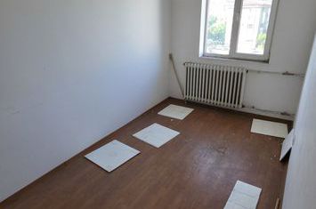 Apartament 3 camere 58,32 mp Aleea Muncii, Motru, jud.Gorj anunturi imobiliare Gorj