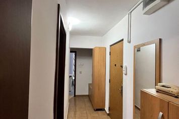 Apartament 2 camere de vanzare VASILE AARON - Sibiu anunturi imobiliare Sibiu