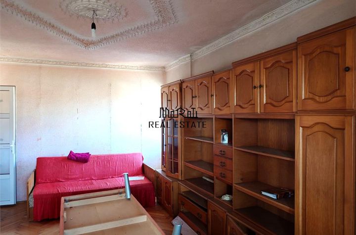 Apartament 3 camere de vanzare BRAD - Hunedoara anunturi imobiliare Hunedoara