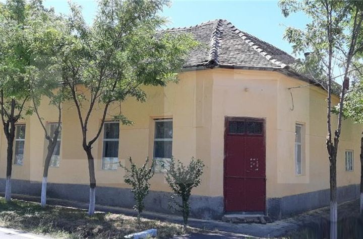 Casă - 6 camere de vanzare CHECEA - Timis anunturi imobiliare Timis