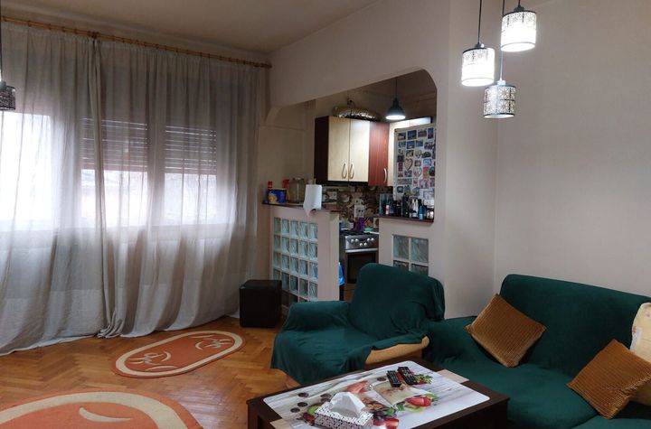 Apartament 2 camere de vanzare OBOR - Bucuresti anunturi imobiliare Bucuresti