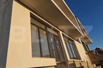 Vilă - 4 camere de vanzare ORADEA - Bihor anunturi imobiliare Bihor