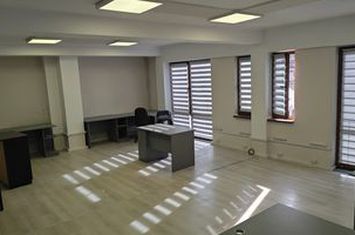 Spatiu de birou 60mp. cu parcare,zona Centrală anunturi imobiliare Mures