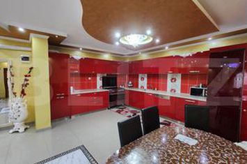 Casă - 5 camere de vanzare SANGEORGIU DE MURES - Mures anunturi imobiliare Mures
