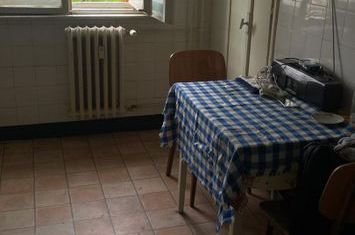 Apartament 3 camere de vanzare COMPLEX STUDENTESC - Timis anunturi imobiliare Timis