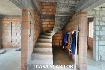 Vilă - 4 camere de vanzare CUG - Iasi anunturi imobiliare Iasi