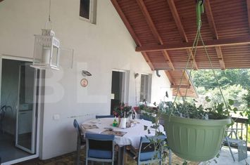 Casă - 4 camere de vanzare SUCEAVA - Suceava anunturi imobiliare Suceava