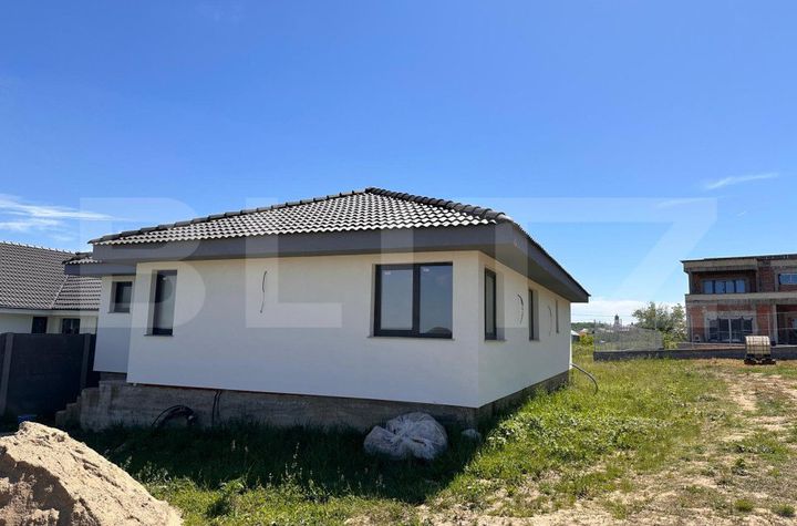 Casă - 4 camere de vanzare PALEU - Bihor anunturi imobiliare Bihor