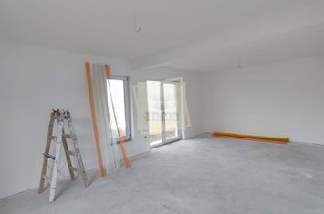 Vilă - 4 camere de vanzare CALEA CISNADIEI - Sibiu anunturi imobiliare Sibiu