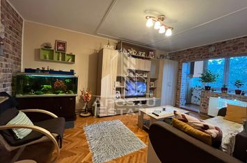 Apartament cu 3 camere, decomandat, 2 bai , 2 balcoane,zona Soarelui anunturi imobiliare Timis