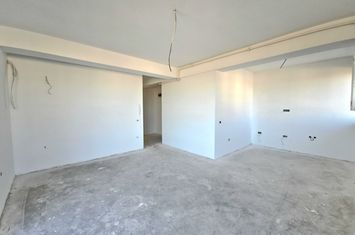 Apartament 4 camere de vanzare MAMAIA - Constanta anunturi imobiliare Constanta