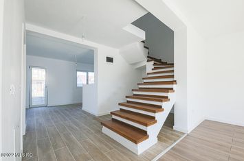 Casă - 4 camere de vanzare MOSNITA NOUA - Timis anunturi imobiliare Timis