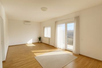 Casa spatioasa de inchiriat, finisata modern, parcari, Dunarii anunturi imobiliare Cluj