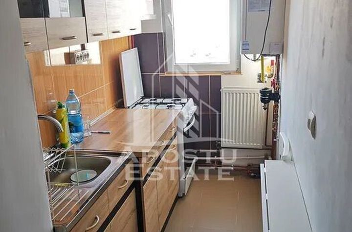 Apartament cu3 camere, 68 mp,zona Vlaicu anunturi imobiliare Arad