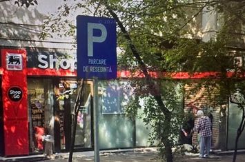 Vanzare spatiu comercial in zona bd Ghencea anunturi imobiliare Bucuresti
