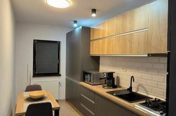 Apartament 3 camere de vanzare ASTRA - Brasov anunturi imobiliare Brasov