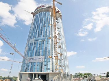 Sky Tower, cel mai mare turn din ţară, e aproape gata - are 137 m, cam cât 4 blocuri de 10 etaje