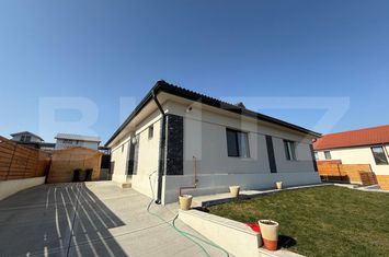 Casă - 3 camere de vanzare CORUSU - Cluj anunturi imobiliare Cluj