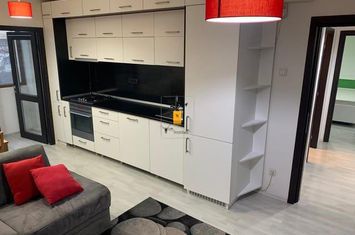 Apartament 3 camere de inchiriat CANTACUZINO - Prahova anunturi imobiliare Prahova