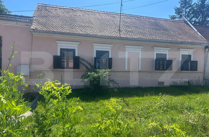 Vilă - 10 camere de vanzare HARMAN - Brasov anunturi imobiliare Brasov