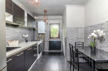Apartament 3 camere de vanzare CLUJ-NAPOCA - Cluj anunturi imobiliare Cluj