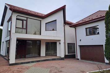 Doua case, 1000 mp teren, Valea Lupului anunturi imobiliare Iasi