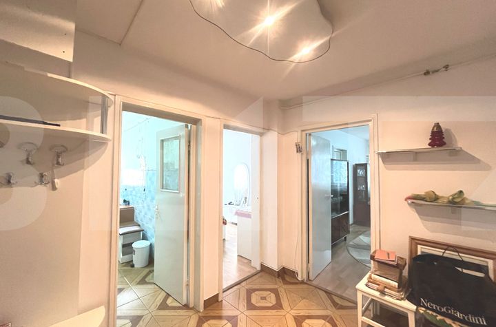 Apartament 3 camere de vanzare BOTOSANI - Botosani anunturi imobiliare Botosani