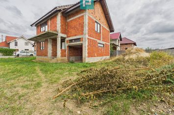 Casă la roşu P+E+M în Şagu anunturi imobiliare Arad