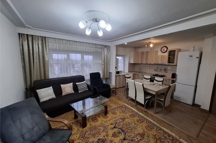 Apartament 3 camere de vanzare CENTRAL - Iasi anunturi imobiliare Iasi