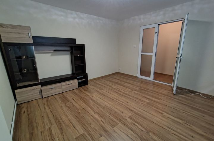 Apartament 3 camere de vanzare IASI - Iasi anunturi imobiliare Iasi