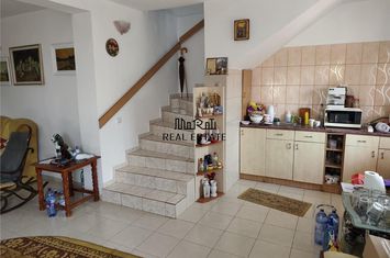 Vilă - 5 camere de vanzare GAESTI - Dambovita anunturi imobiliare Dambovita