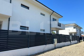 Vilă - 4 camere de vanzare PANTELIMON - Bucuresti anunturi imobiliare Bucuresti