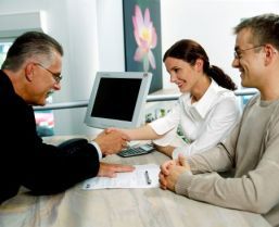 Soluţie de avarie: rata mai mică la bancă, pe termen lung