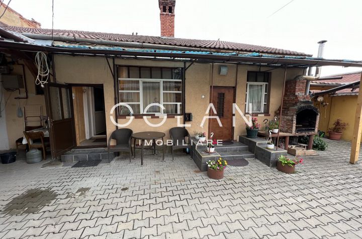 Casă - 3 camere de vanzare PIATA CLUJ - Sibiu anunturi imobiliare Sibiu