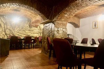Spațiu comercial de inchiriat ULTRACENTRAL - Brasov anunturi imobiliare Brasov