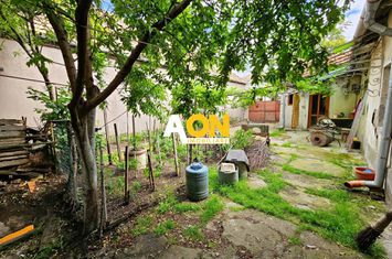 Casa veche, 5 camere, 287 mp teren, zona Prefectura. Necesita renovare anunturi imobiliare Alba