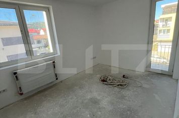 Apartament 3 camere de vanzare FLORESTI - Cluj anunturi imobiliare Cluj