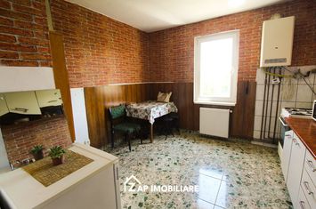 Unirii - Ap 2 cam - 54 mp -  In Spate la Palas - 2 balcoane anunturi imobiliare Mures