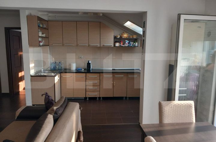 Apartament 3 camere de vanzare FLORESTI - Cluj anunturi imobiliare Cluj