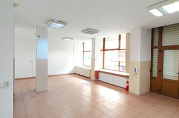 Spațiu comercial de vanzare VALEA AURIE - Sibiu anunturi imobiliare Sibiu