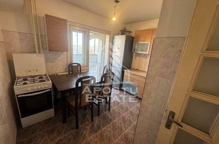 Apartament cu 3 camere, decomandat, etaj intermediar, zona Sagului anunturi imobiliare Timis
