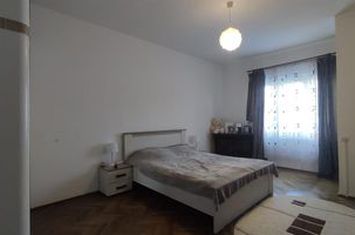 Apartament 5 camere de vanzare ORASUL DE JOS  - Sibiu anunturi imobiliare Sibiu