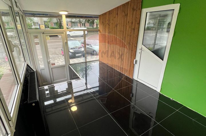 Spațiu comercial de închiriat – Bulevardul Dacia, Iași anunturi imobiliare Iasi