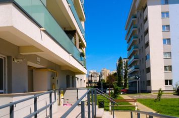 Garsonieră de vanzare DACIA - Iasi anunturi imobiliare Iasi
