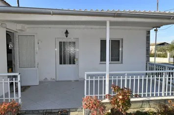 Casă 81 mp cu grădină și anexă 55 mp — Ligaria anunturi imobiliare Grecia