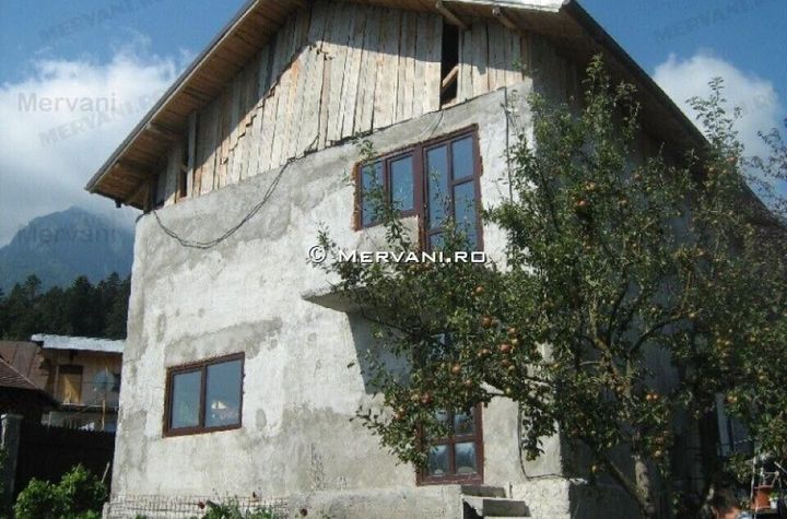 Vilă - 4 camere de vanzare BUSTENI - Prahova anunturi imobiliare Prahova