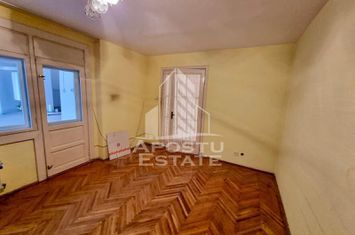 Apartament 2 camere, etaj 1,centrala proprie, zona Saguna anunturi imobiliare Timis
